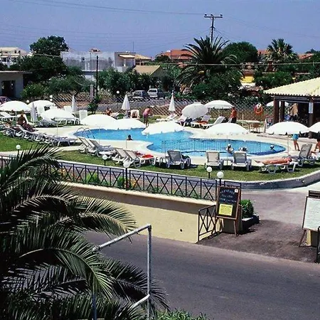 Hotel Tzevenos *