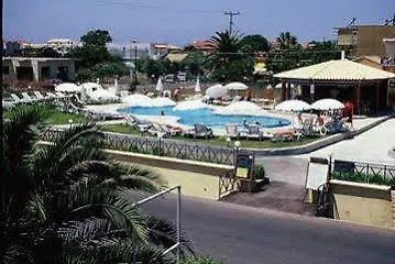 Tzevenos Otel Agios Georgios (Corfu)